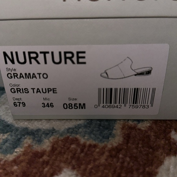 NURTURE GRAMATO LEATHER SLIP ON 8.5 M ❤️🐝 - Picture 6 of 6